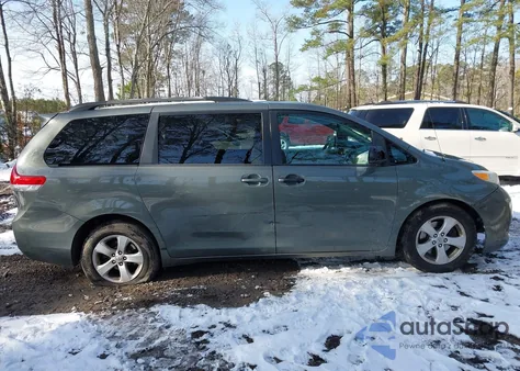 2012 Toyota Sienna Le V6 8 Passenger из США, поврежденный, VIN 5TDKK3DC7CS193340